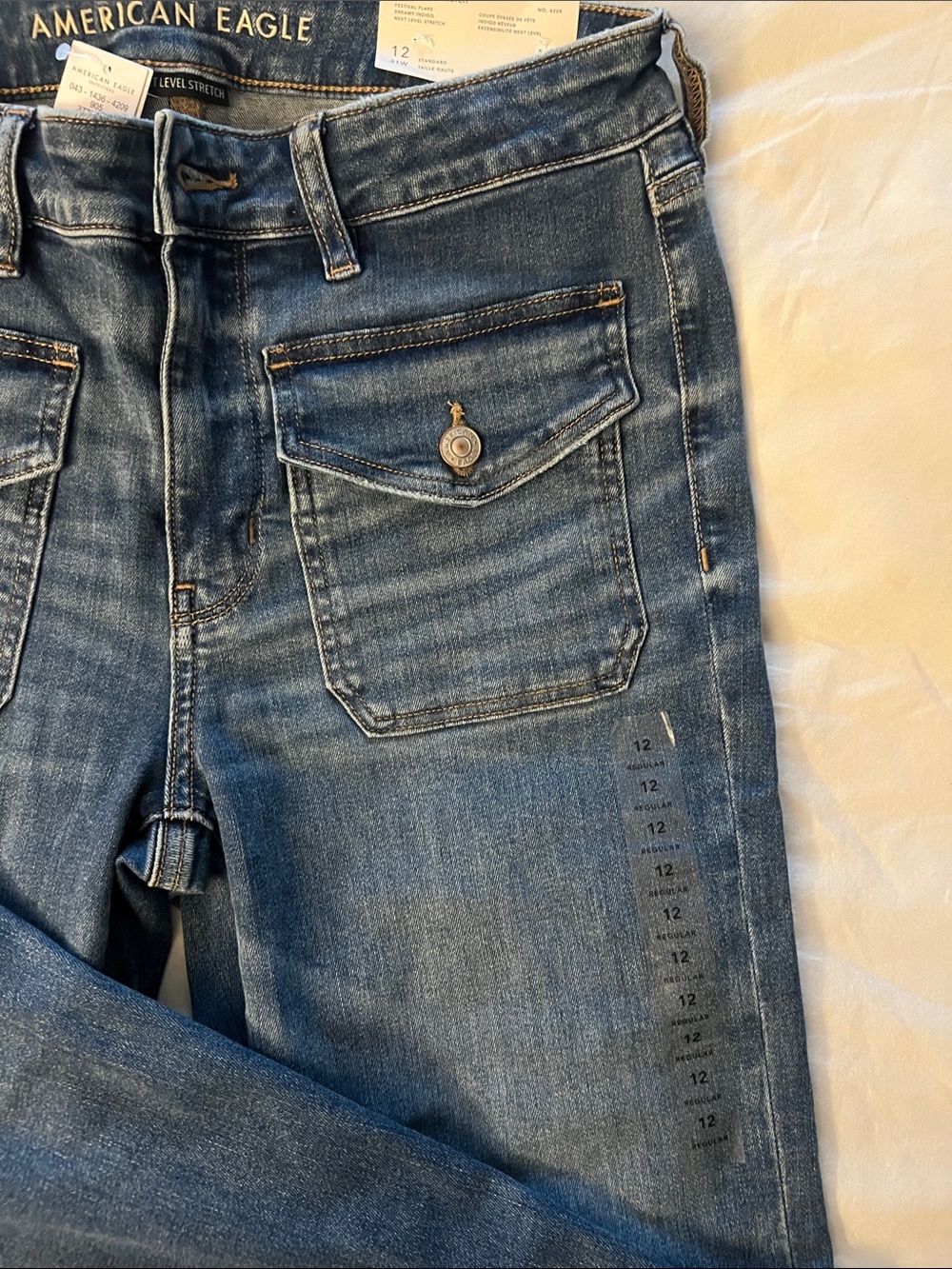 American Eagle Outfitters Women's Dark Blue Flare Jeans - Picture 3 of 5